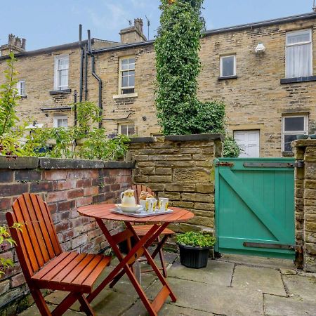 Salts Mill Workers Cottage Shipley  Exterior photo